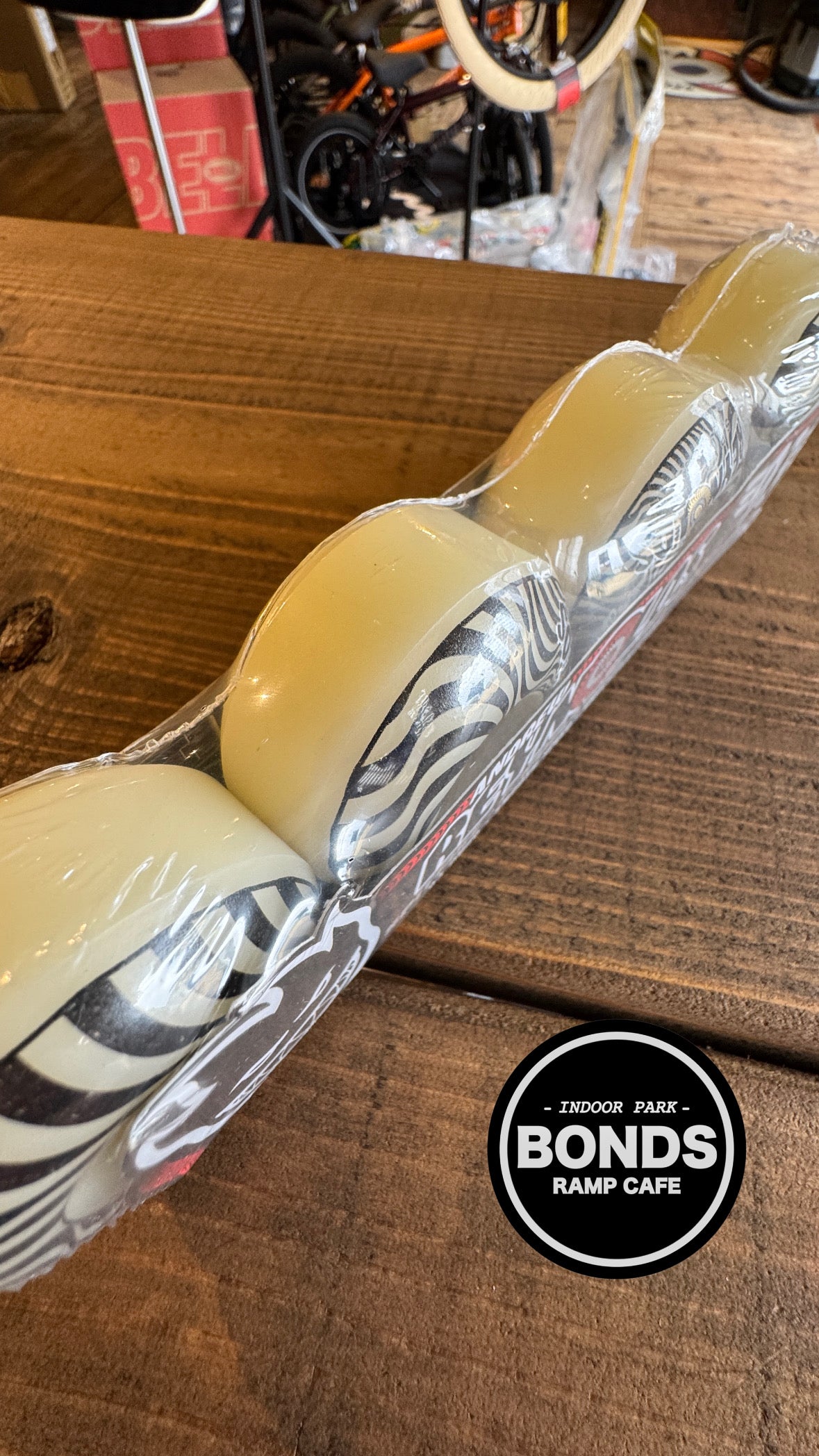 ★送料無料 SKATEBOARD SPITFIRE F4 93D 53mm 54mm ANDREWREYNOLDS スケートボード ウィール タイヤ スピットファイヤー 正規代理店契約商品 ■