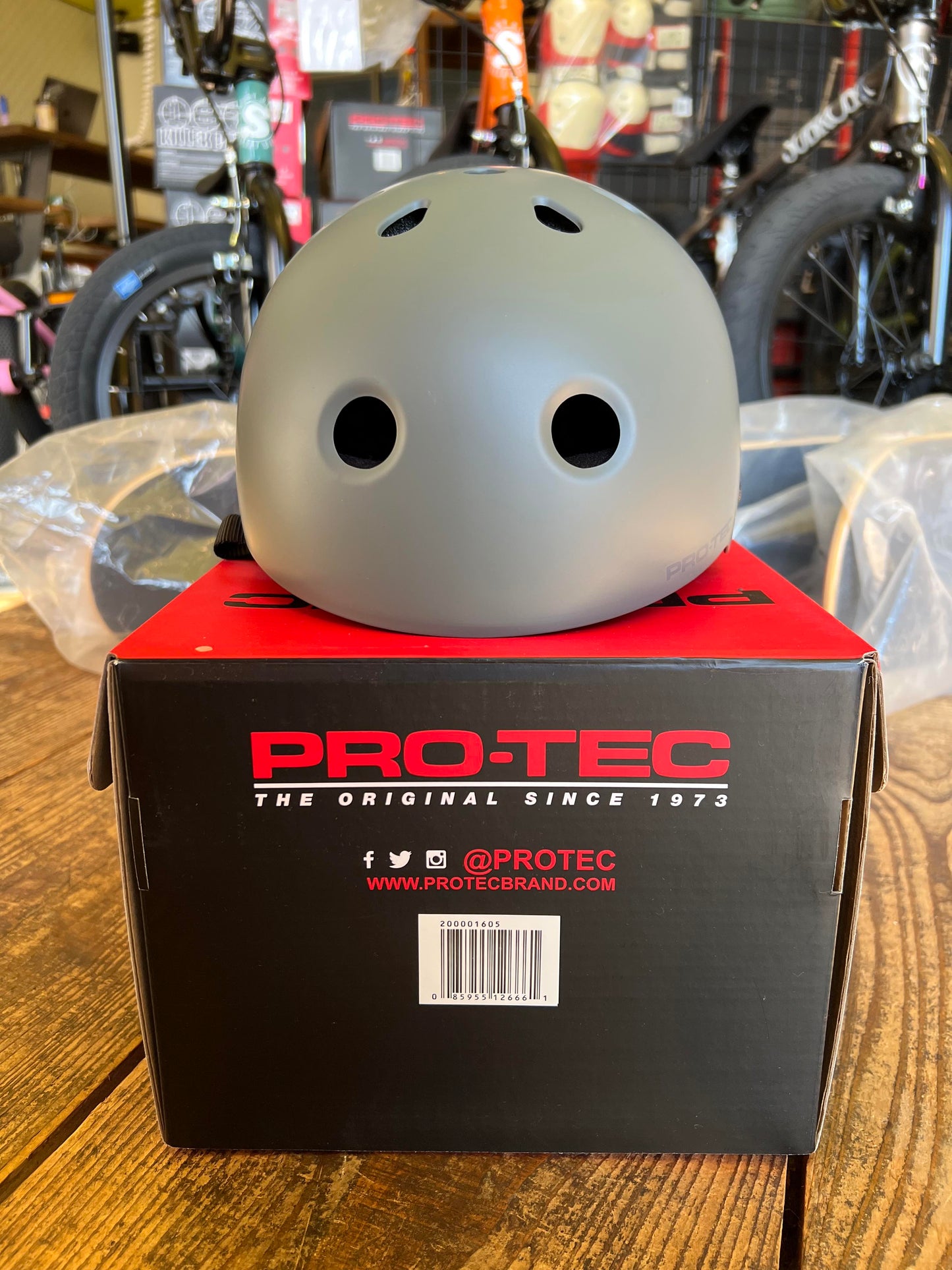 PROTEC プロテック CLASSIC SKATE グレー ヘルメット 半キャップ 子供 大人 BMX スケート ブレイクダンス オリンピック BMX ■