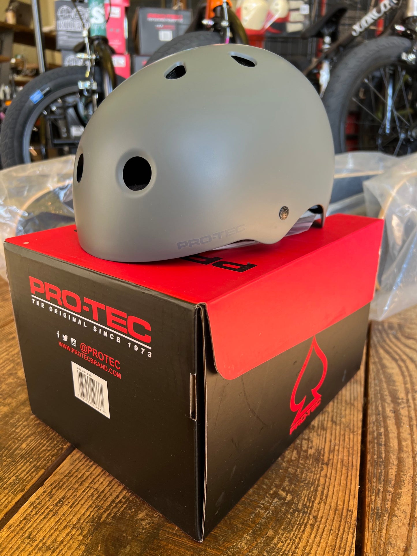 PROTEC プロテック CLASSIC SKATE グレー ヘルメット 半キャップ 子供 大人 BMX スケート ブレイクダンス オリンピック BMX ■