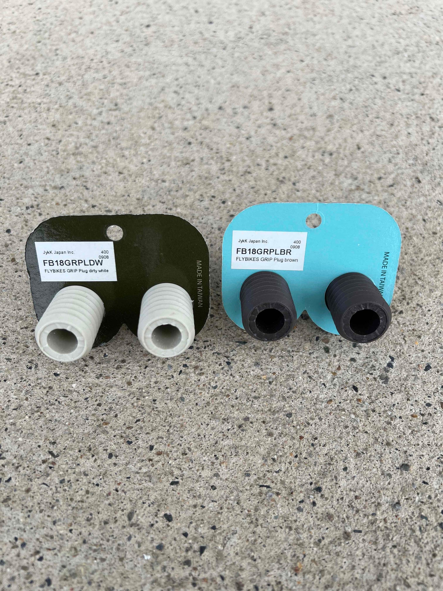 送料無料 BMX Flybikes Grip Plug 2個セット dirty white, brown, グリッププラグ フライバイクス ■