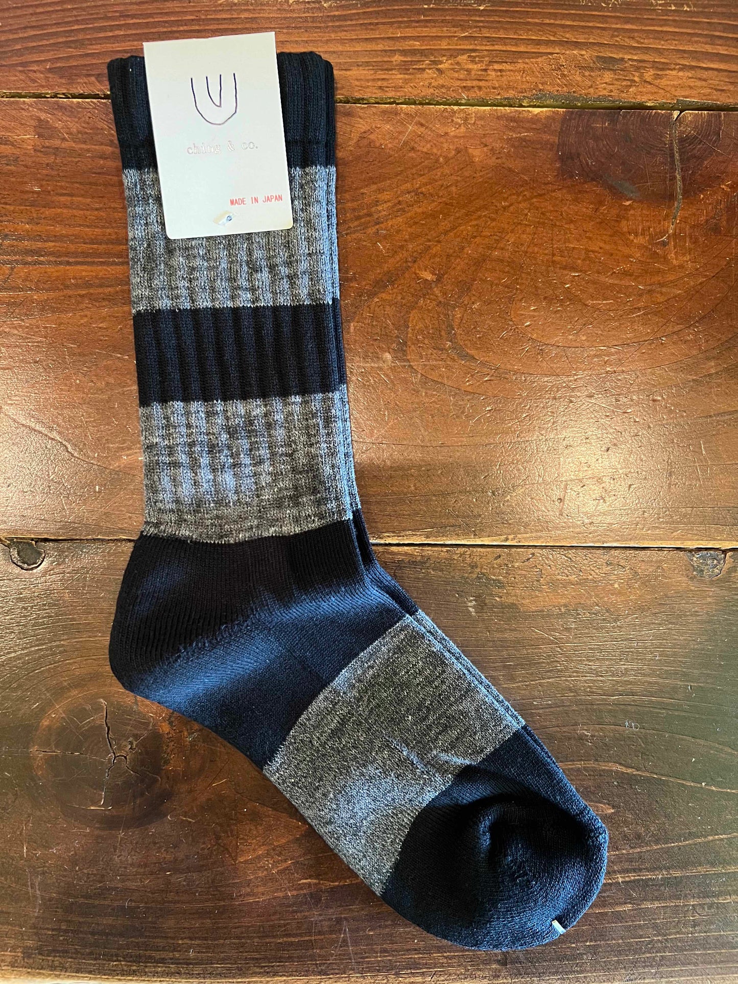 CHING&CO. チンアンドコー スケボー 靴下 フリー 24.5~27.5㎝ スケーター ソックス ブルー×ブラック グレー×ブラック アパレル 全国通販可能 正規代理店契約商品 ■