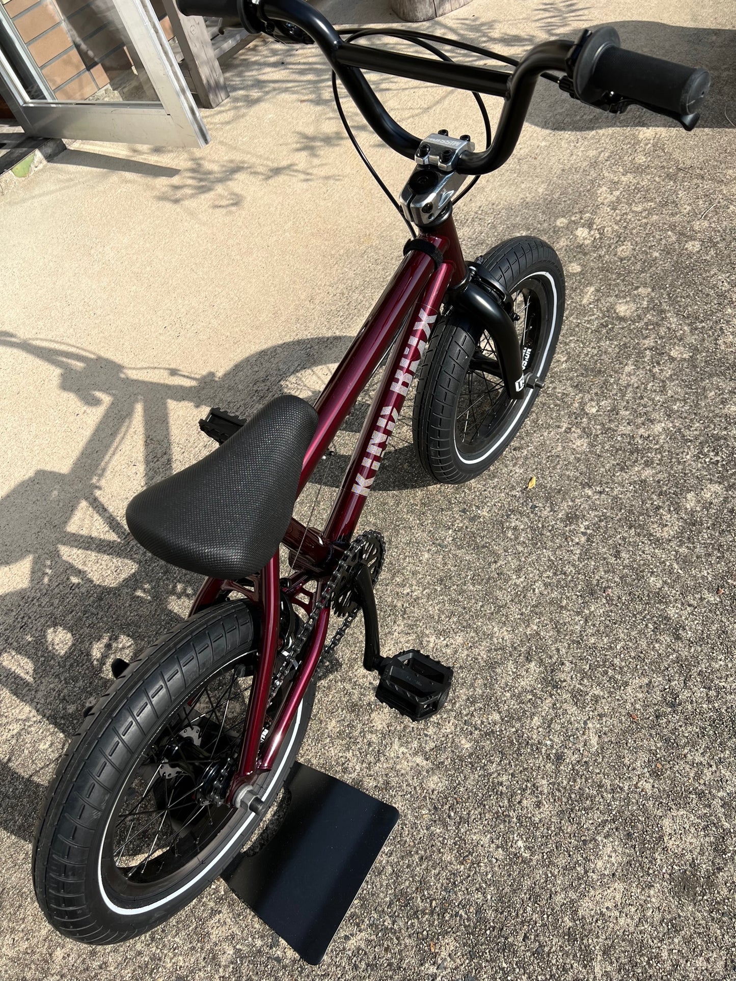 ★送料込み 人気商品 BMX KINK PUMP 14インチ コンプリート 完成車 キンク 初心者 おすすめ 茶色 キッズ KIDS 全国通販可能 ◎