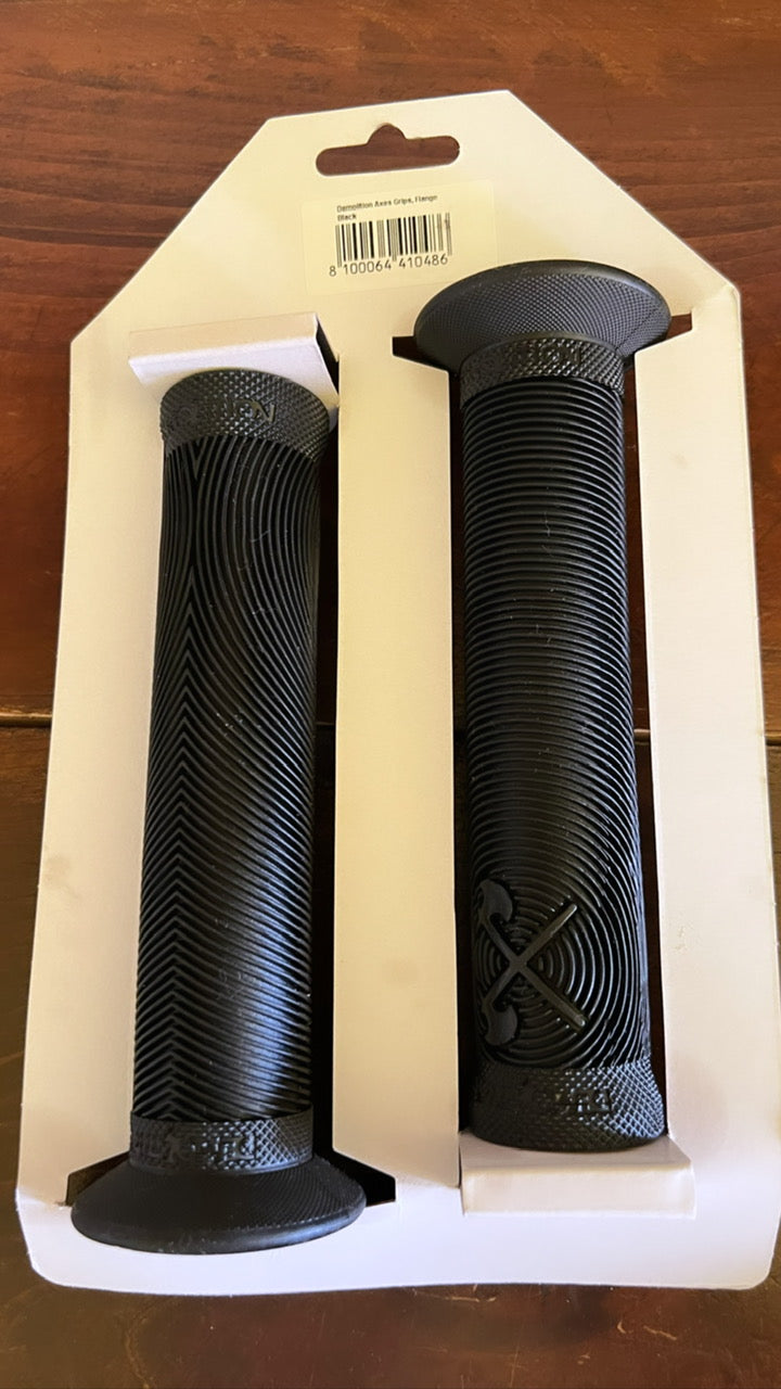 ★送料無料 DEMOLITION デモリッション BMX AXESGRIP グリップ フランジ付き BLACK ブラック BMX パーツ 全国通販可能 ◎