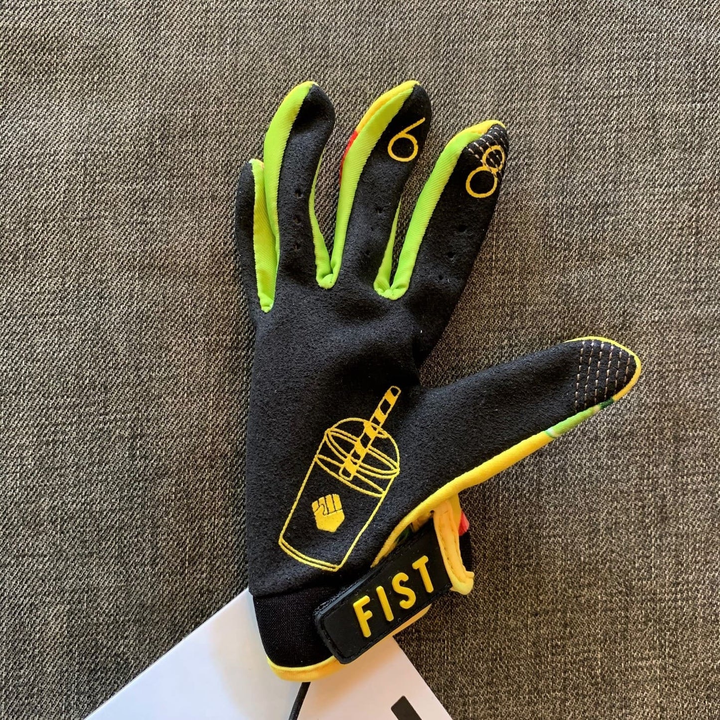 ★ SALE 送料無料 FIST HANDWEAR フィスト CAROLINE BUCHANAN SMOOTHIE GLOVE YOUTH XXS BMX 自転車 子供用 手袋 BMX 初心者 グローブ 通販 FIST 取扱店 岡山■
