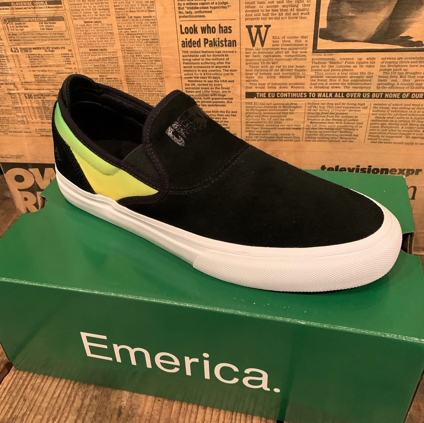 ★送料無料 SALE商品 EMERICA エメリカ スリッポン WINO CREATURE 27センチ クリーチャー スリッポン スケートボード BMX アパレル 人気 取扱店 岡山○