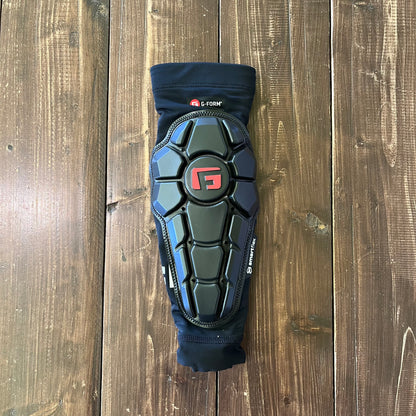 ★送料無料 G-FORM  PRO-X3 ELBOW GUARDS BMX ストライダー 肘 プロテクター YOUTH キッズ インナー 正規代理店契約商品 ■