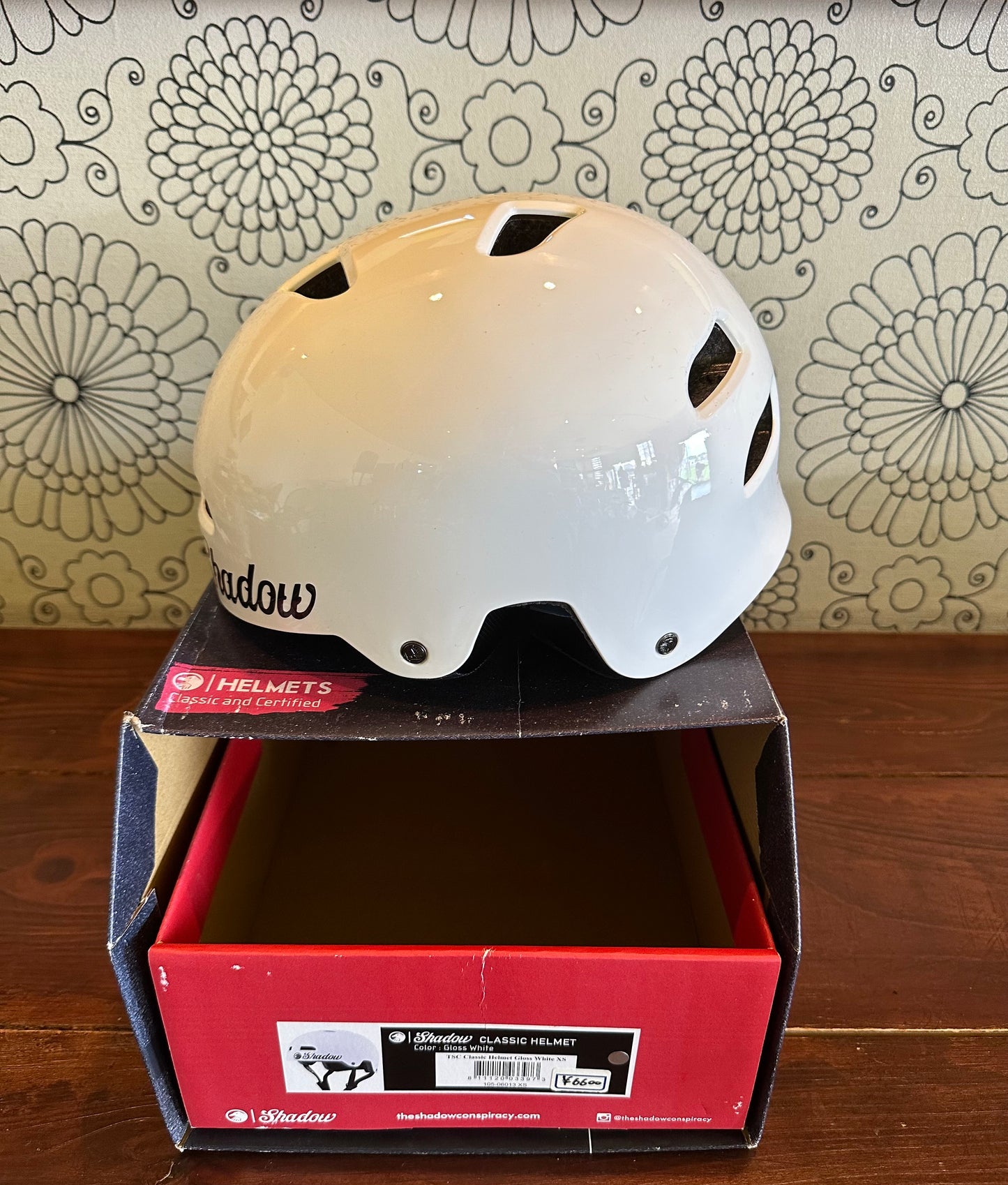 送料無料 THE SHADOW CONSPIRACY CLASSIC HELMET WHITE シャドウ クラシックヘルメット 白 正規代理店契約商品 ■