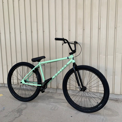 送料無料 BMX 完成車 26インチ DEVOTION TIFFANY BLUE ティファニーブルー BMX 大人用 街乗りにおすすめ 乗りやすいサイズです