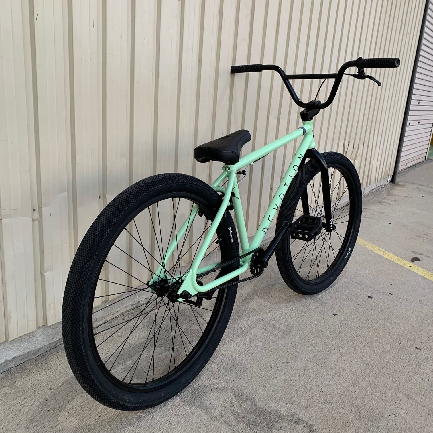 送料無料 BMX 完成車 26インチ DEVOTION TIFFANY BLUE ティファニーブルー BMX 大人用 街乗りにおすすめ 乗り –  BONDSRAMPCAFE